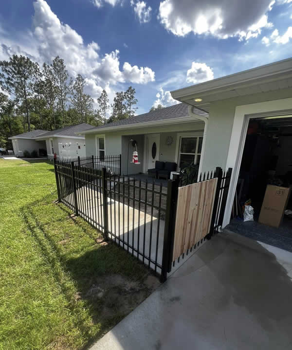 Why Choose Aluminum Fencing?